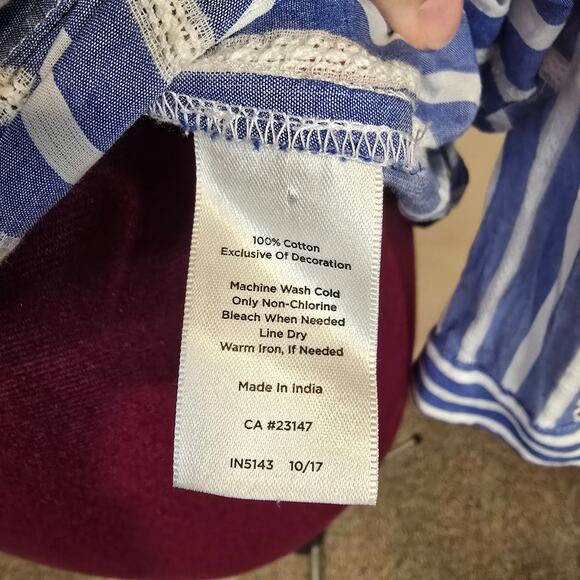 Women's Talbots Blue Striped Blouse w/ Crochet Detail | Size XL Petite - Picture 11 of 11